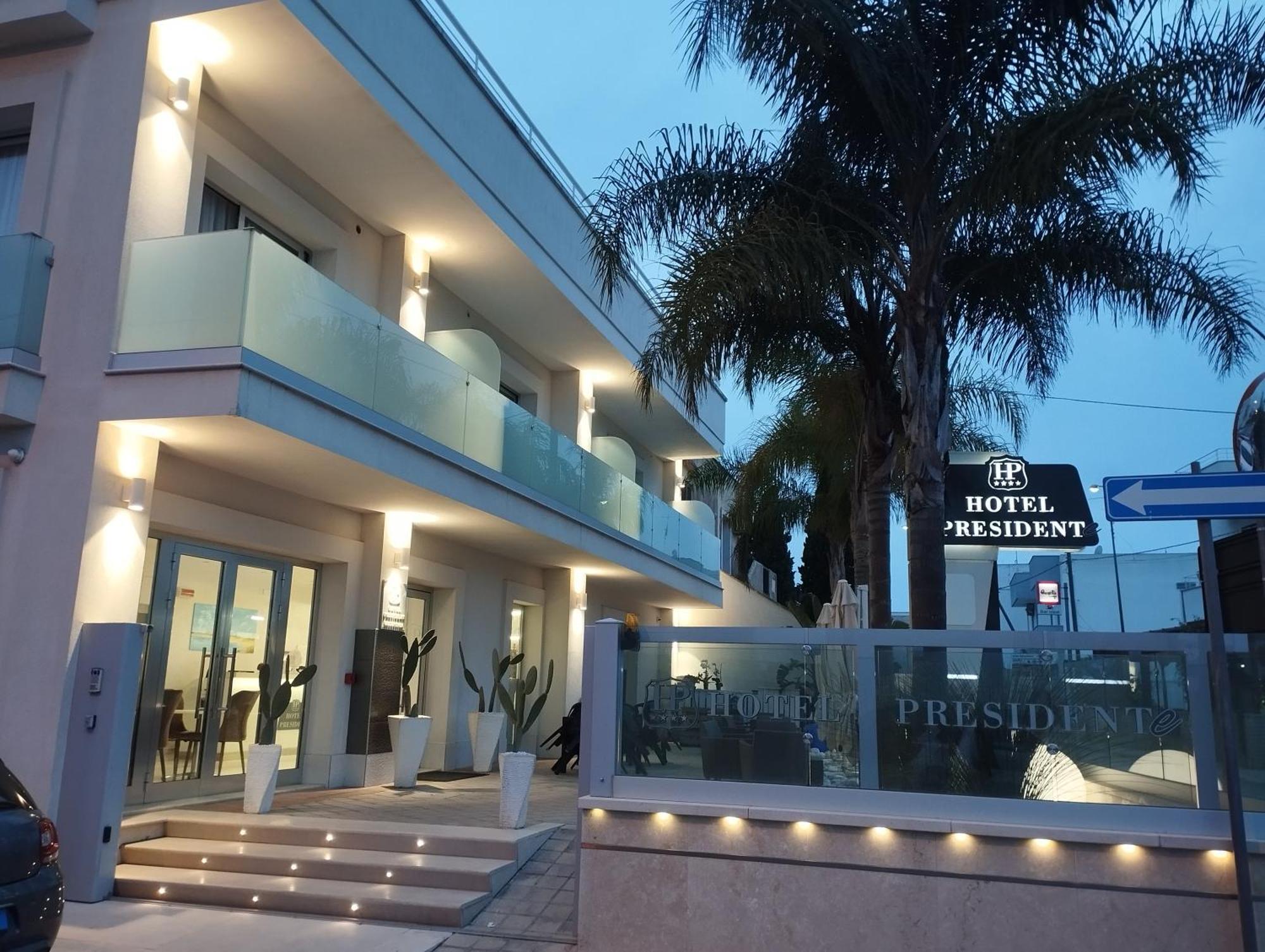 Hotel Presidente Porto Cesareo Eksteriør billede